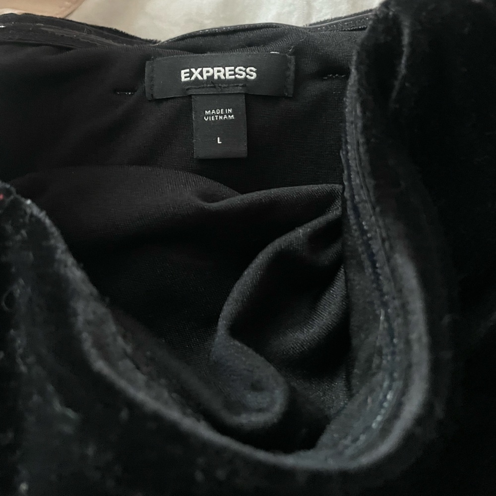 Express Black and Cream Bodysuit 🖤 - Picture 3 of 4
